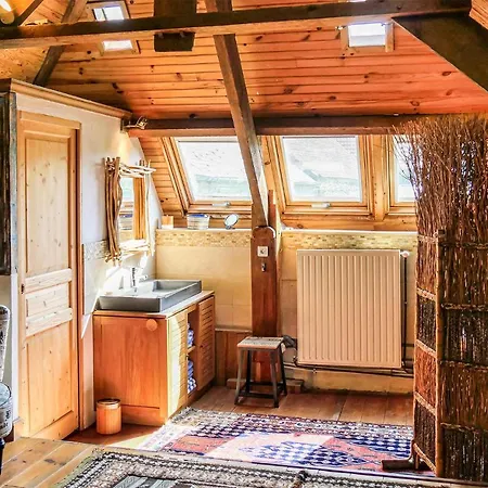 3 Bedroom In St Germain Des Vaux *