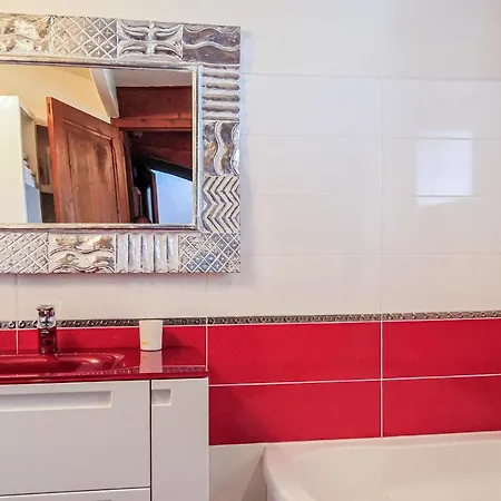 3 Bedroom In St Germain Des Vaux Nyaraló Auderville