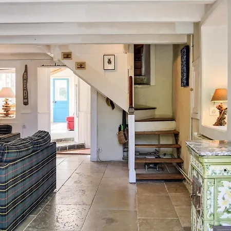 3 Bedroom In St Germain Des Vaux Nyaraló *